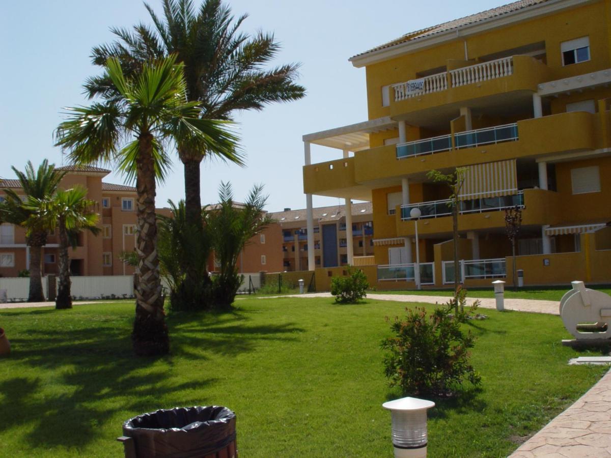 Apartamento Brisas De เดเนีย ภายนอก รูปภาพ